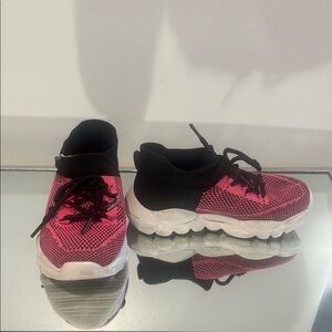 Pink and Black Sneakers with Chunky Sole and Breathable Upper
